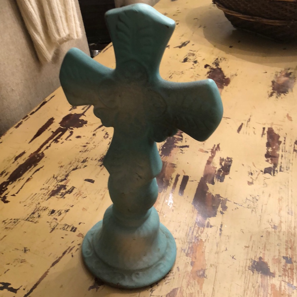 Cross